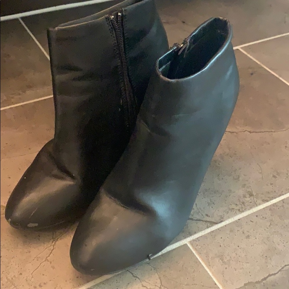 Forever 21 wedge booties
